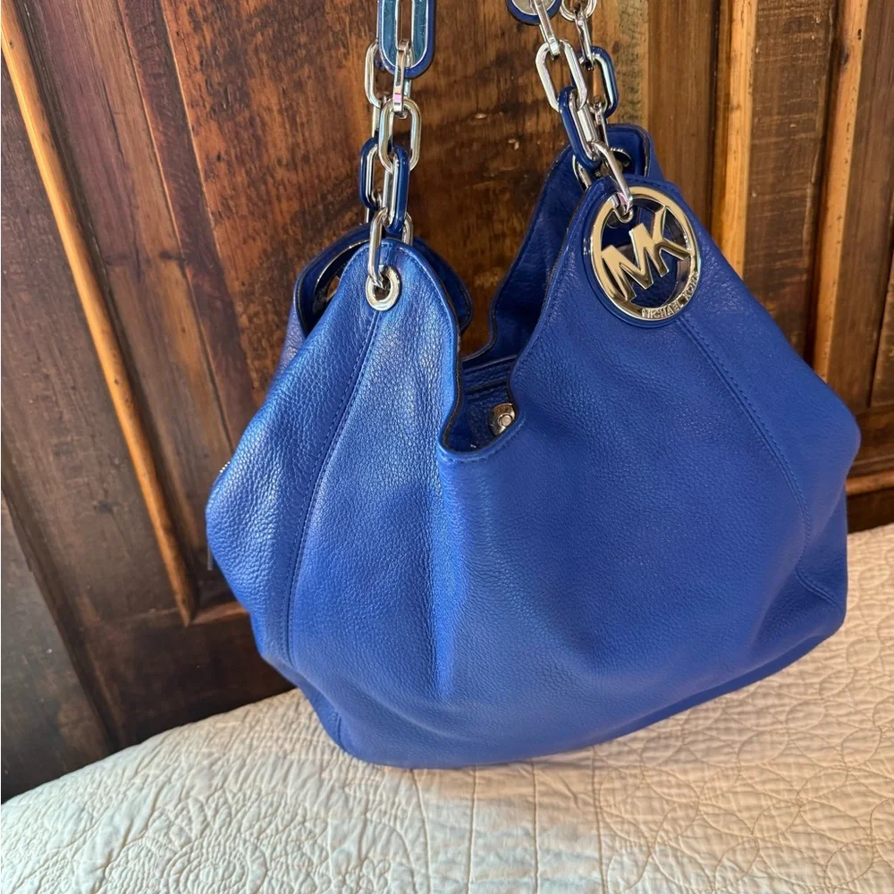 Michael Kors Royal Blue Hobo Bag with Chain Straps - Picture 2 of 8